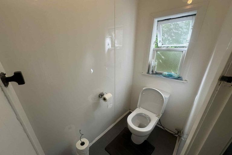 Photo of property in 237 Rintoul Street, Berhampore, Wellington, 6023