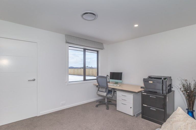 Photo of property in 44a Tainui Street, Levin, 5510