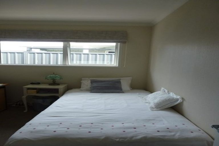 Photo of property in 33 Whakatomo Place, Havelock North, 4130