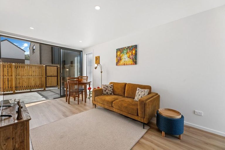 Photo of property in 14 Dallas Lane, Caversham, Dunedin, 9012