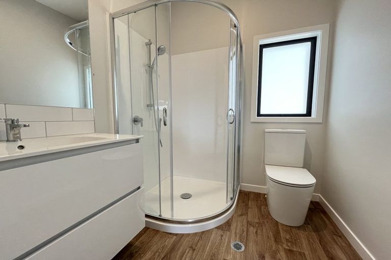 Photo of property in 49 Taylor Terrace, Tawa, Wellington, 5028