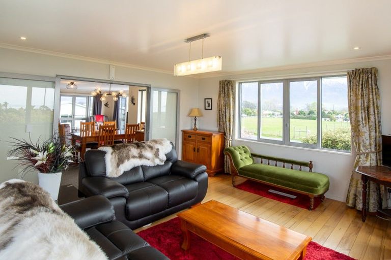 Photo of property in 9 Hawthorne Road, Kaikoura, 7300