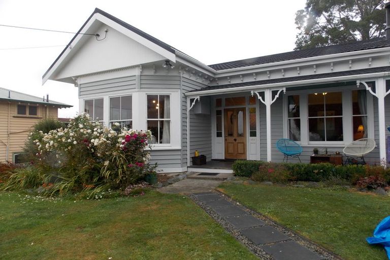 Photo of property in 6 Macdonald Street, Geraldine, 7930