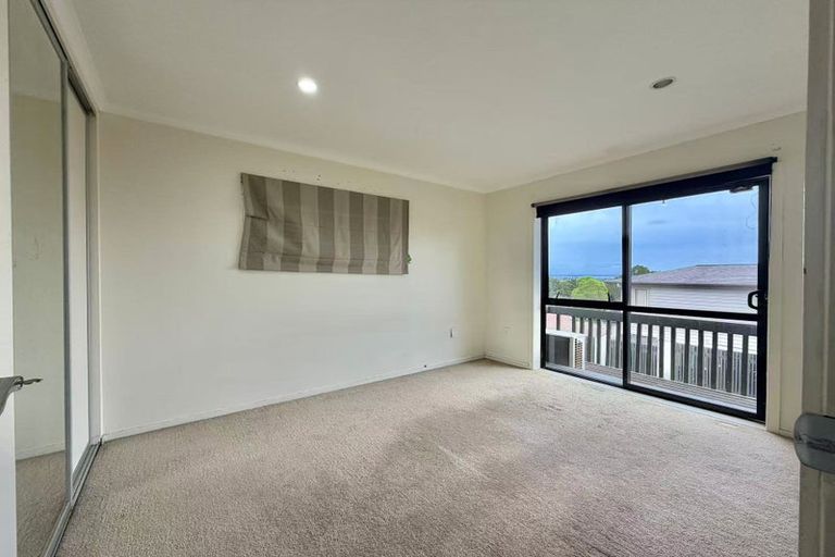 Photo of property in 121 Redoubt Road, Goodwood Heights, Auckland, 2105