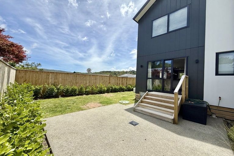 Photo of property in 9/64 Glen Road, Stokes Valley, Lower Hutt, 5019