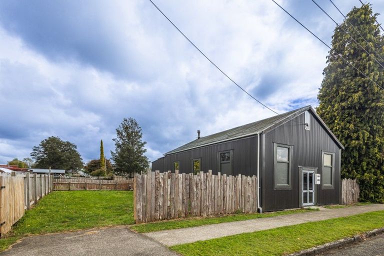 Photo of property in 20 Ward Street, Raetihi, 4632