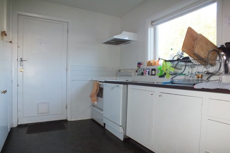 Photo of property in 5 Brockworth Place, Riccarton, Christchurch, 8011