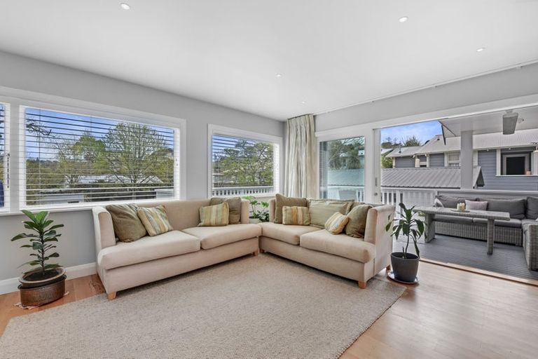 Photo of property in 114 Kawai Street, Nelson South, Nelson, 7010
