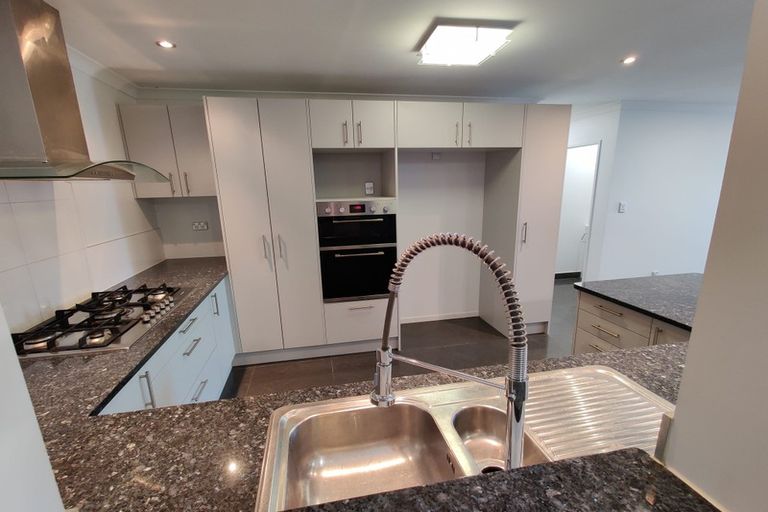 Photo of property in 86a Opaheke Road, Opaheke, Papakura, 2113