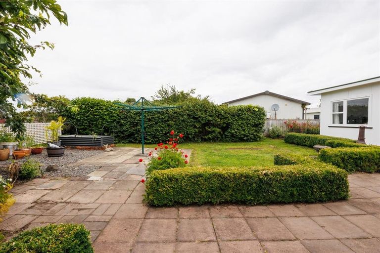 Photo of property in 16 Wilson Street, Bulls, 4818