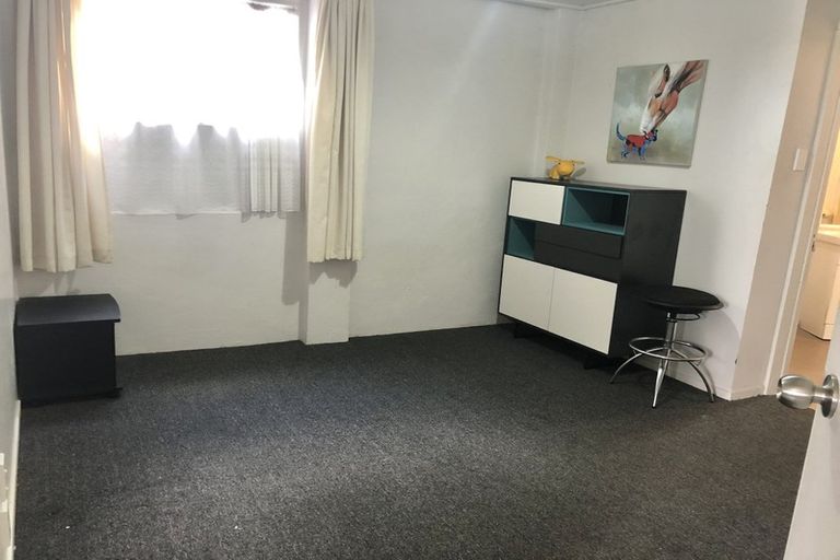 Photo of property in 7c Scotland Place, Hillcrest, Hamilton, 3216