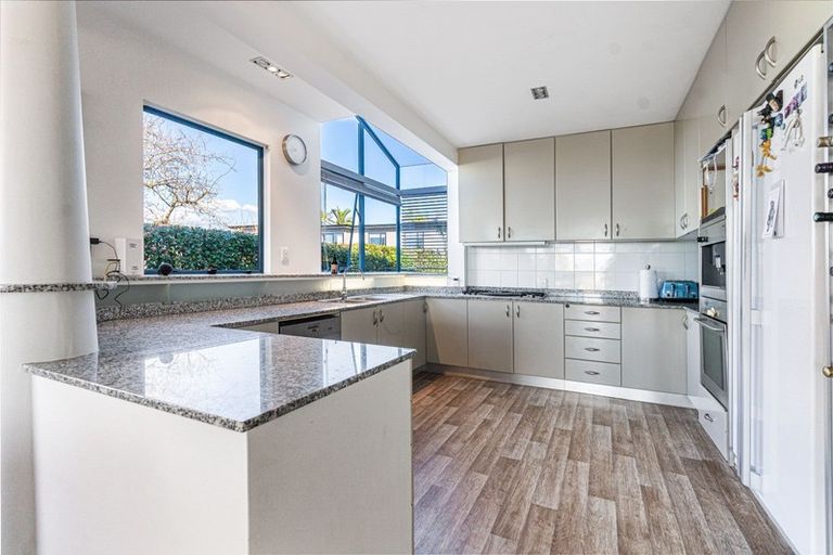 Photo of property in 188 Kohimarama Road, Kohimarama, Auckland, 1071