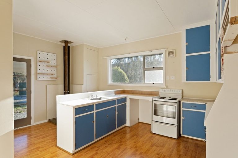 Photo of property in 19 Hillies Road, Kurow, 9498