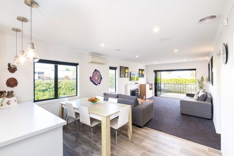 Photo of property in 22 Elbourne Street, Taradale, Napier, 4112