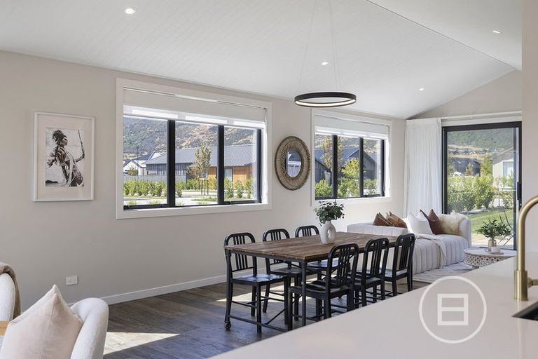 Photo of property in 22 Woolshed Road, Jacks Point, Queenstown, 9371