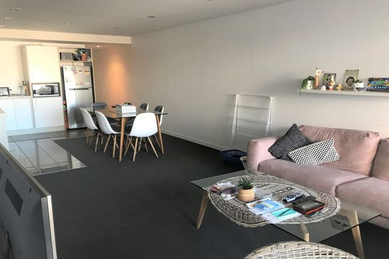 Photo of property in Monument Apartments, 5c/245 Wakefield Street, Te Aro, Wellington, 6011