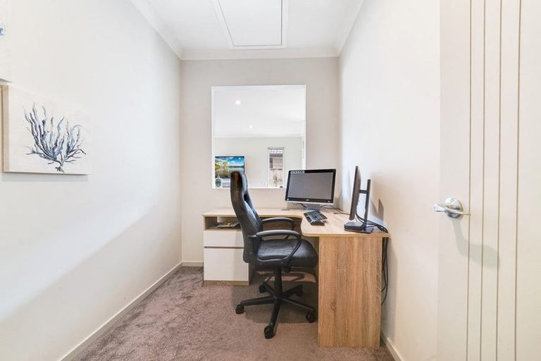 Photo of property in 75 Castellina Drive, Karaka, Papakura, 2113