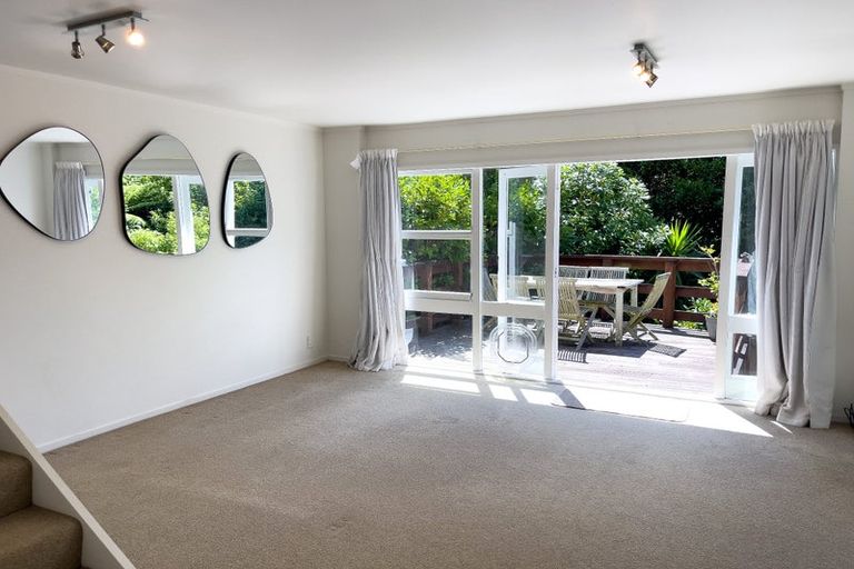 Photo of property in 4/59 Rangatira Road, Beach Haven, Auckland, 0626