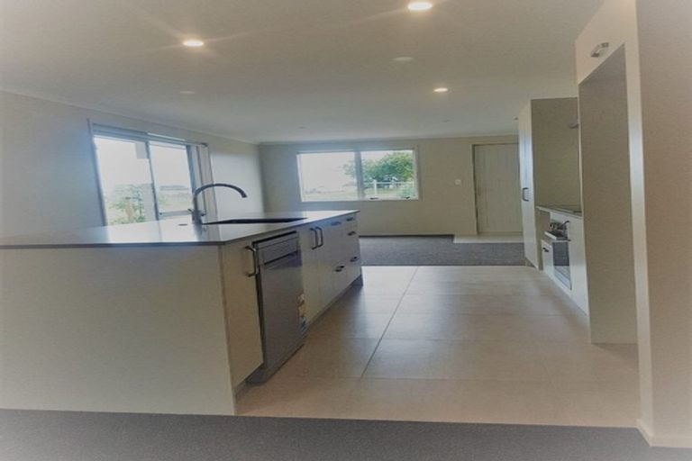 Photo of property in 10 Apostle Mews, Papamoa, 3118