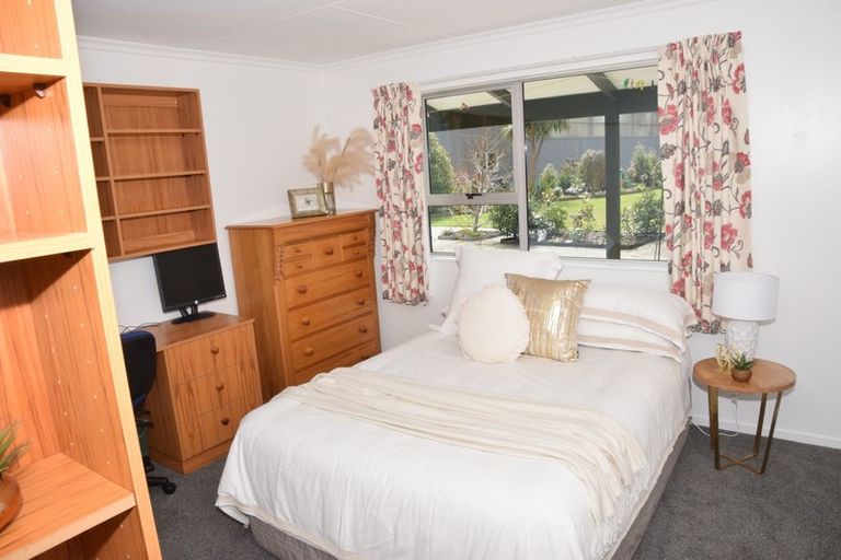 Photo of property in 160 Marama Avenue North, Otatara, Invercargill, 9879