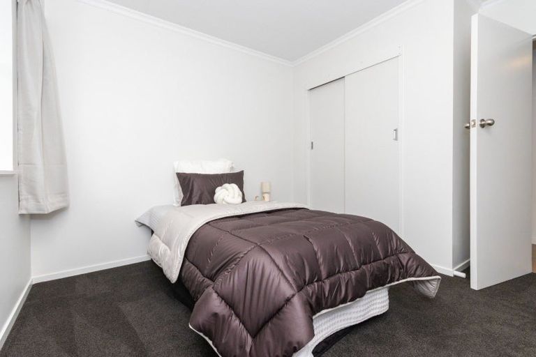 Photo of property in 95 Ruamahanga Crescent, Terrace End, Palmerston North, 4410