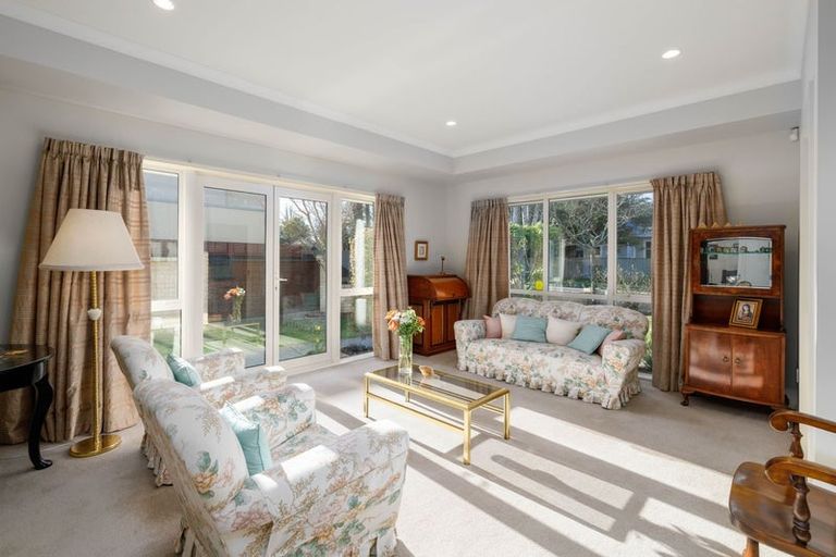 Photo of property in 15 Woodbridge Road, Cashmere, Christchurch, 8022