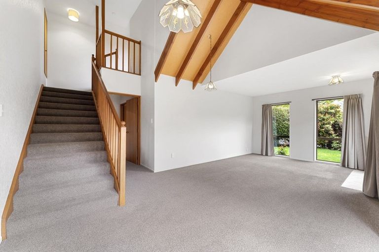 Photo of property in 10 Elvira Court, Bishopdale, Christchurch, 8053