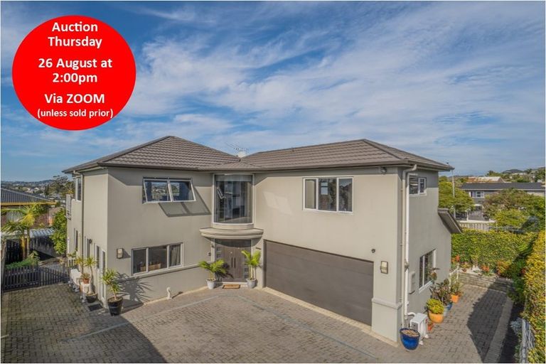 Photo of property in 4313a Great North Road, Glendene, Auckland, 0602