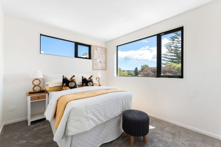 Photo of property in 29d Takapu Street, Henderson, Auckland, 0612