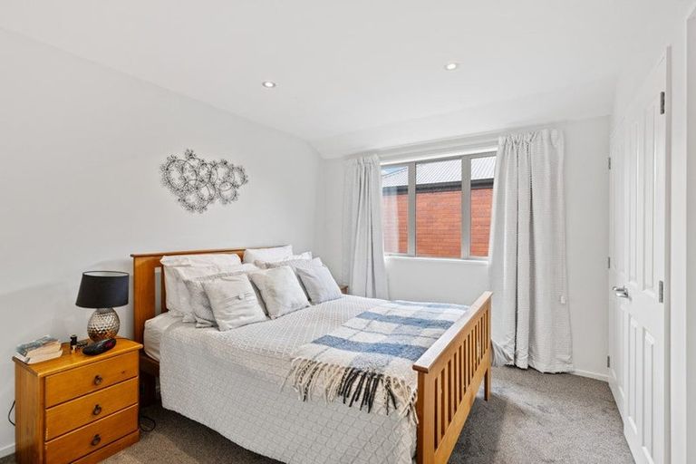 Photo of property in 1/36 Tuckers Road, Redwood, Christchurch, 8051