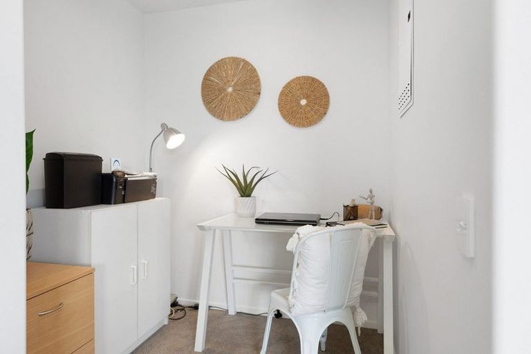 Photo of property in 9 Puhirake Crescent, Pyes Pa, Tauranga, 3112