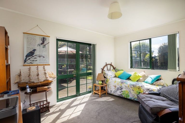 Photo of property in 53 Barrett Road, Whalers Gate, New Plymouth, 4310