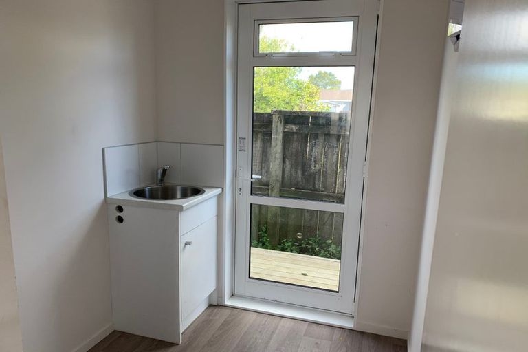 Photo of property in 151 Bruce Mclaren Road, Henderson, Auckland, 0612