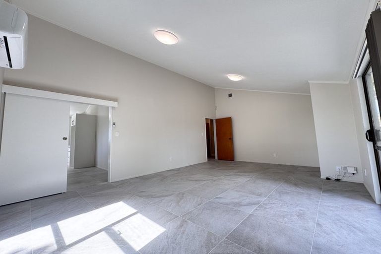 Photo of property in 16 Greenstone Place, Clover Park, Auckland, 2019
