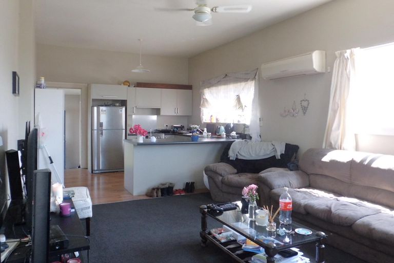 Photo of property in 1 Seddon Street, Temuka, 7920