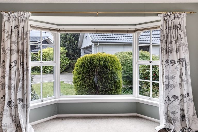 Photo of property in 17 Rutherglen Avenue, Ilam, Christchurch, 8041