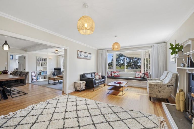 Photo of property in 26 Baring Terrace, Strandon, New Plymouth, 4312