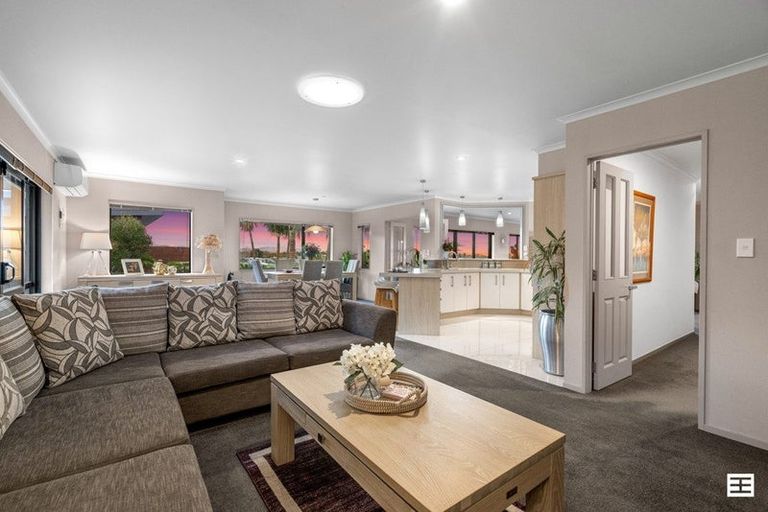 Photo of property in 8 Siemonek Rise, Bethlehem, Tauranga, 3110