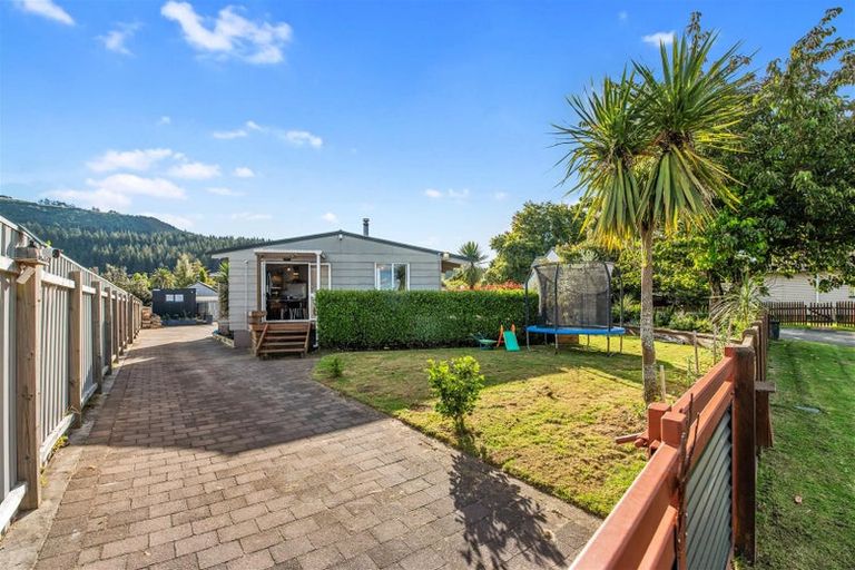 Photo of property in 22 Chapman Place, Fairy Springs, Rotorua, 3015