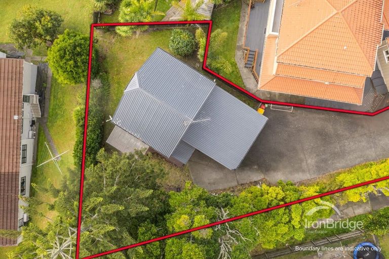 Photo of property in 113a Carlisle Road, Torbay, Auckland, 0632