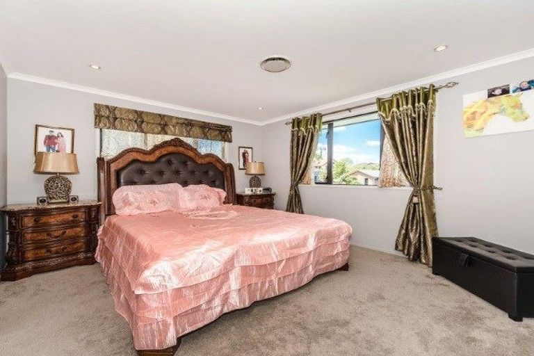 Photo of property in 35 Heathfield Avenue, Huntington, Hamilton, 3210