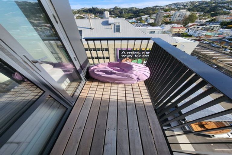 Photo of property in 212 Willis Street, Te Aro, Wellington, 6011