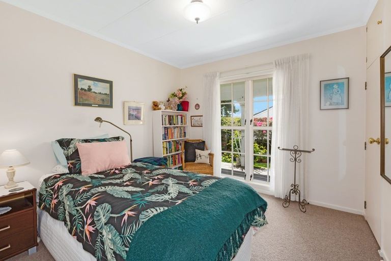 Photo of property in 32 Discovery Drive, Whitby, Porirua, 5024