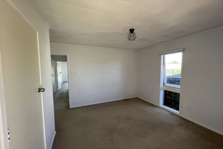 Photo of property in 7 Oleander Place, Bell Block, New Plymouth, 4312