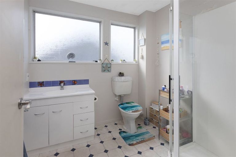 Photo of property in 3/27 Packe Street, Edgeware, Christchurch, 8013