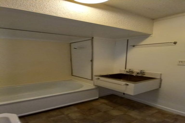 Photo of property in 5/4 Kenwyn Terrace, Newtown, Wellington, 6021