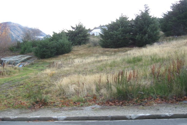 Photo of property in 52 Suburb Street, Queenstown, 9300