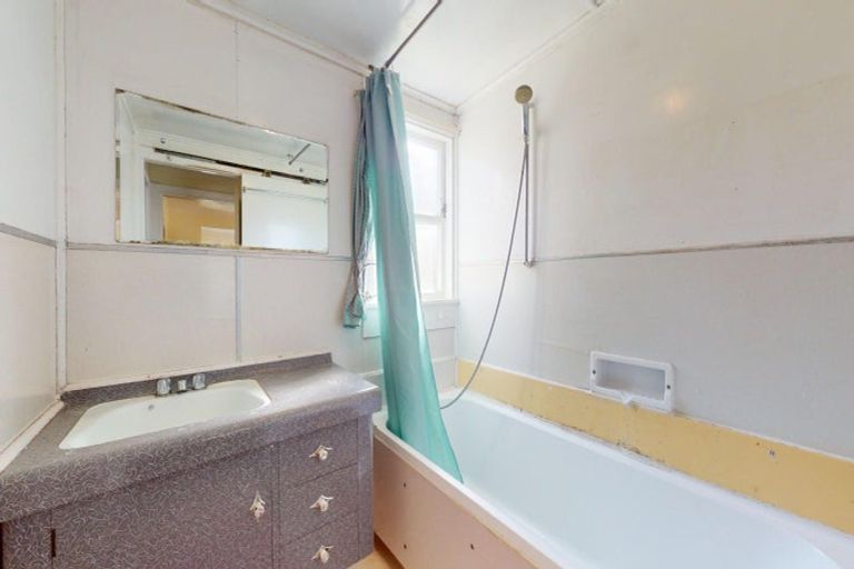 Photo of property in 644 Waitarere Beach Road, Waitarere Beach, Levin, 5510