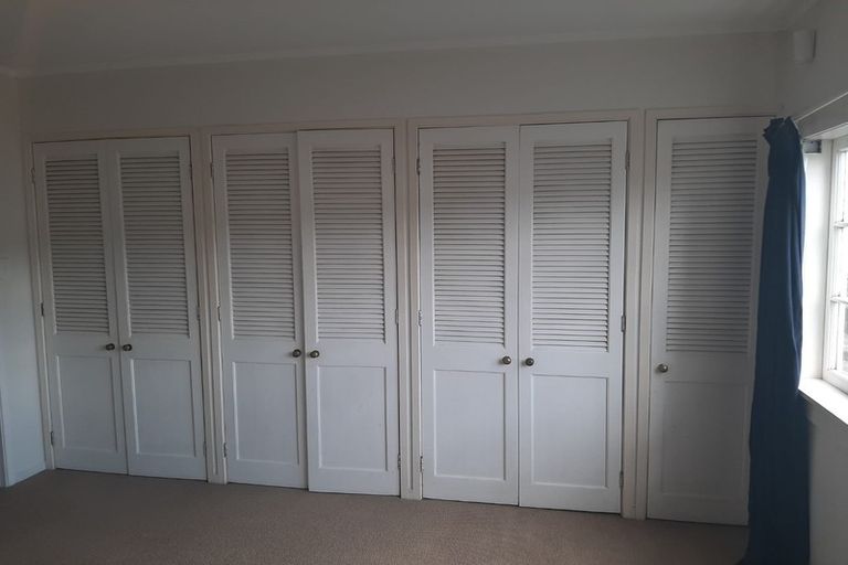 Photo of property in 1/9 Titirangi Road, New Lynn, Auckland, 0600