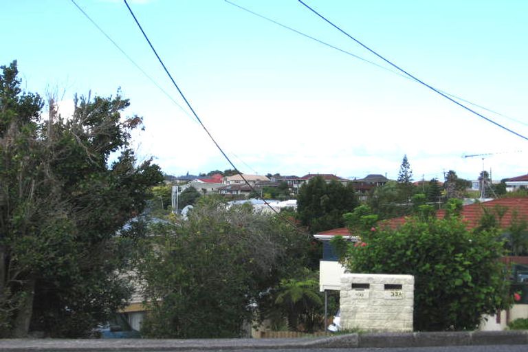 Photo of property in 2/33 Deep Creek Road, Waiake, Auckland, 0630